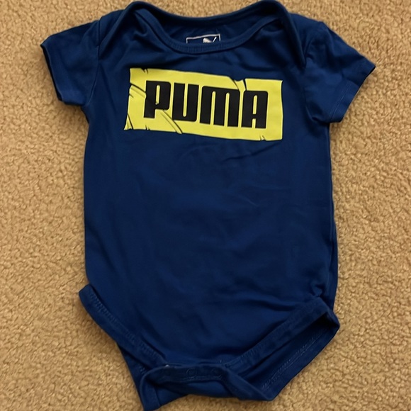 3-6M Puma bodysuits - Picture 2 of 4